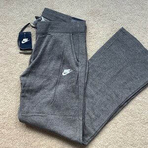 Nike Women's Gray Soft Pants, XL, NWT